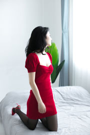 [Naisi] NO.080 Xiaoah knife red skirt black silk