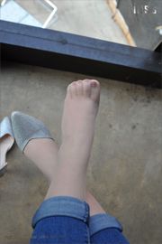 Silk Foot Bento 008 Чжан Синьюэ "Шелковые туфли на высоком каблуке и джинсы 2" [IESS Weird and Interesting]