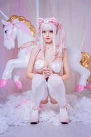 [Cosplay Photo] Cute Miss Sister Honey Cat Qiu - Candy Holiday
