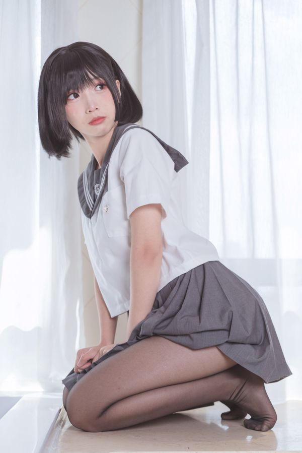 Pancake Fairy "The Girl in the Brain Black Silk JK" [Welfare COSPLAY]