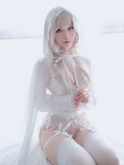 COSER Silver 81 „Pure White Saint” [COSPLAY Girl]