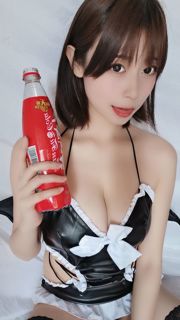 [COS Welfare] Gadis manis Naxi-chan baik - Coca-Cola