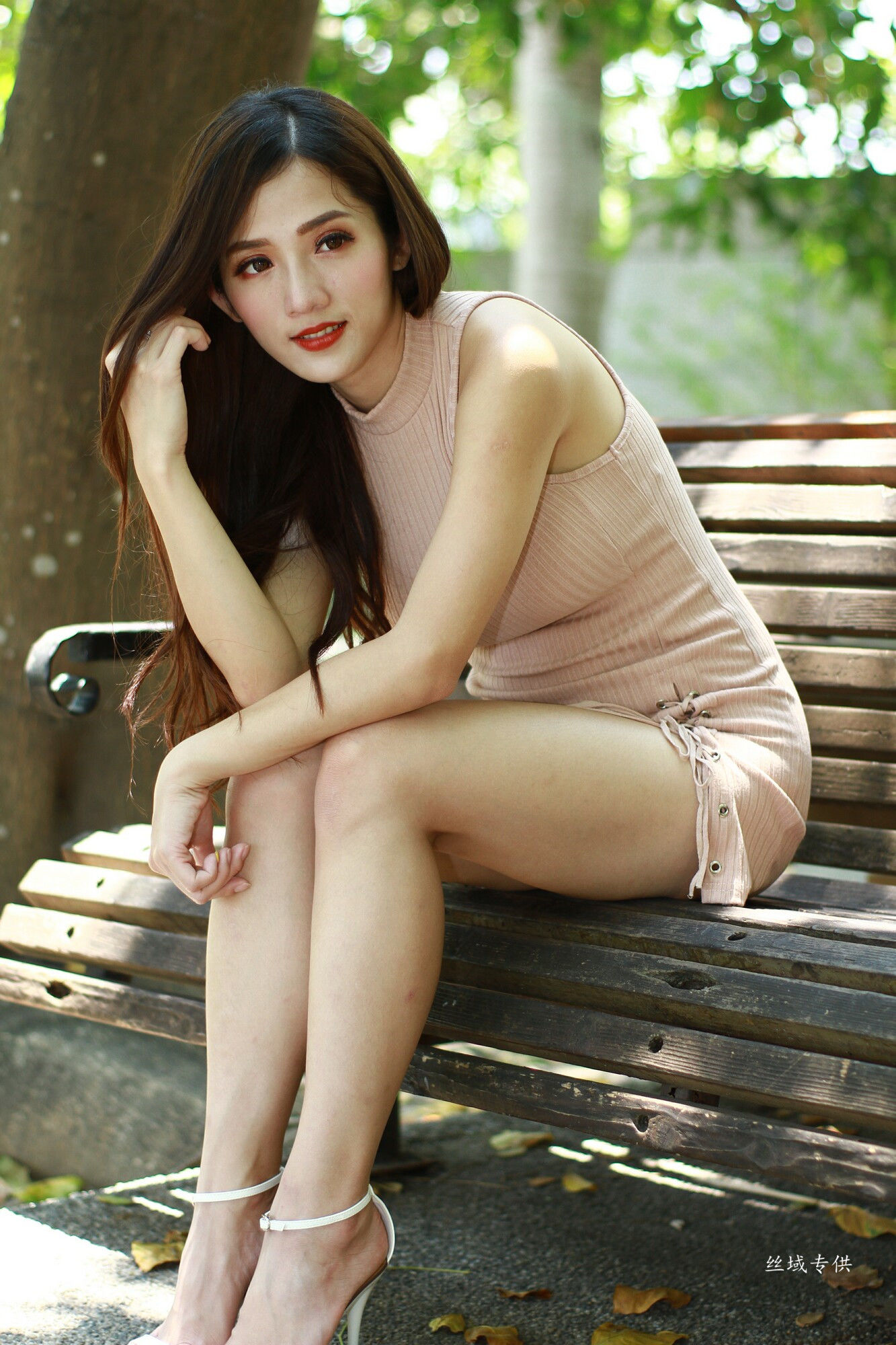 [台湾正妹] Go Go 高雄美術館 第24頁 No.25e765